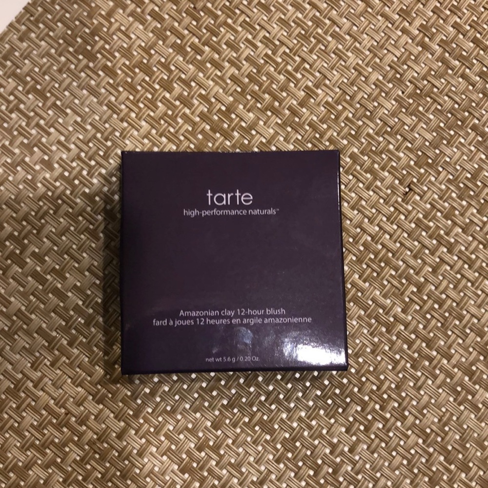 Tarte “exposes” blush with Amazonian clay 12-hour